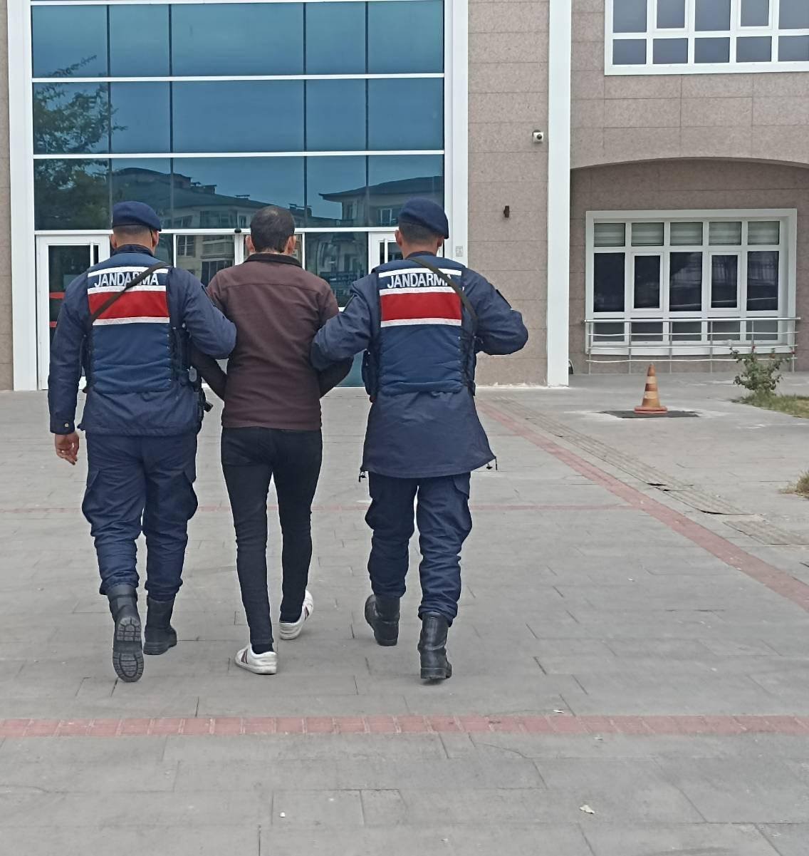 Burdur’da Büyük Operasyon! 30 Şüpheli Yakalandı